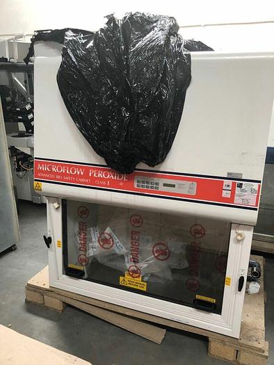 Used For Sale BIOQUELL MICROFLOW CLASS I MICROBIOLOGICAL SAFETY CABINET Fume/Bio Safety Hood