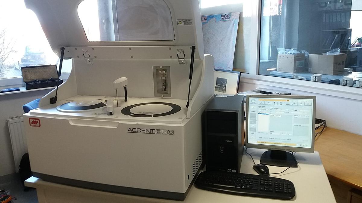 Used CORMAY Accent 200